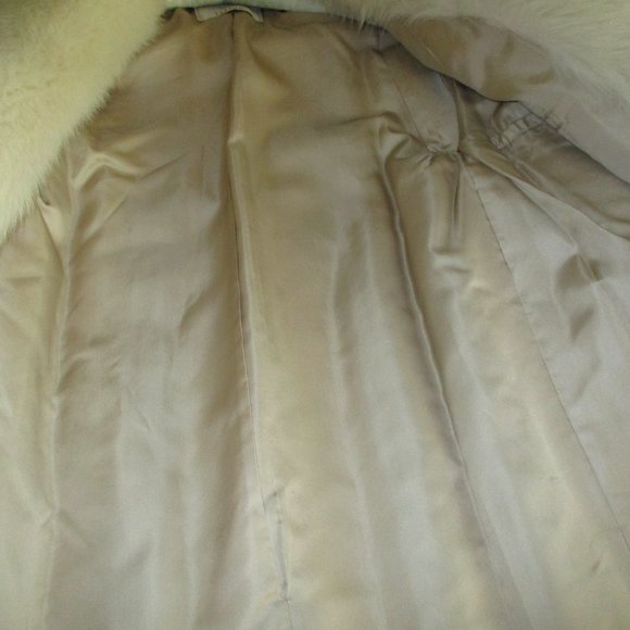 Gorgeous Blush Fox Fur Stroller Coat - Picture 6 of 7